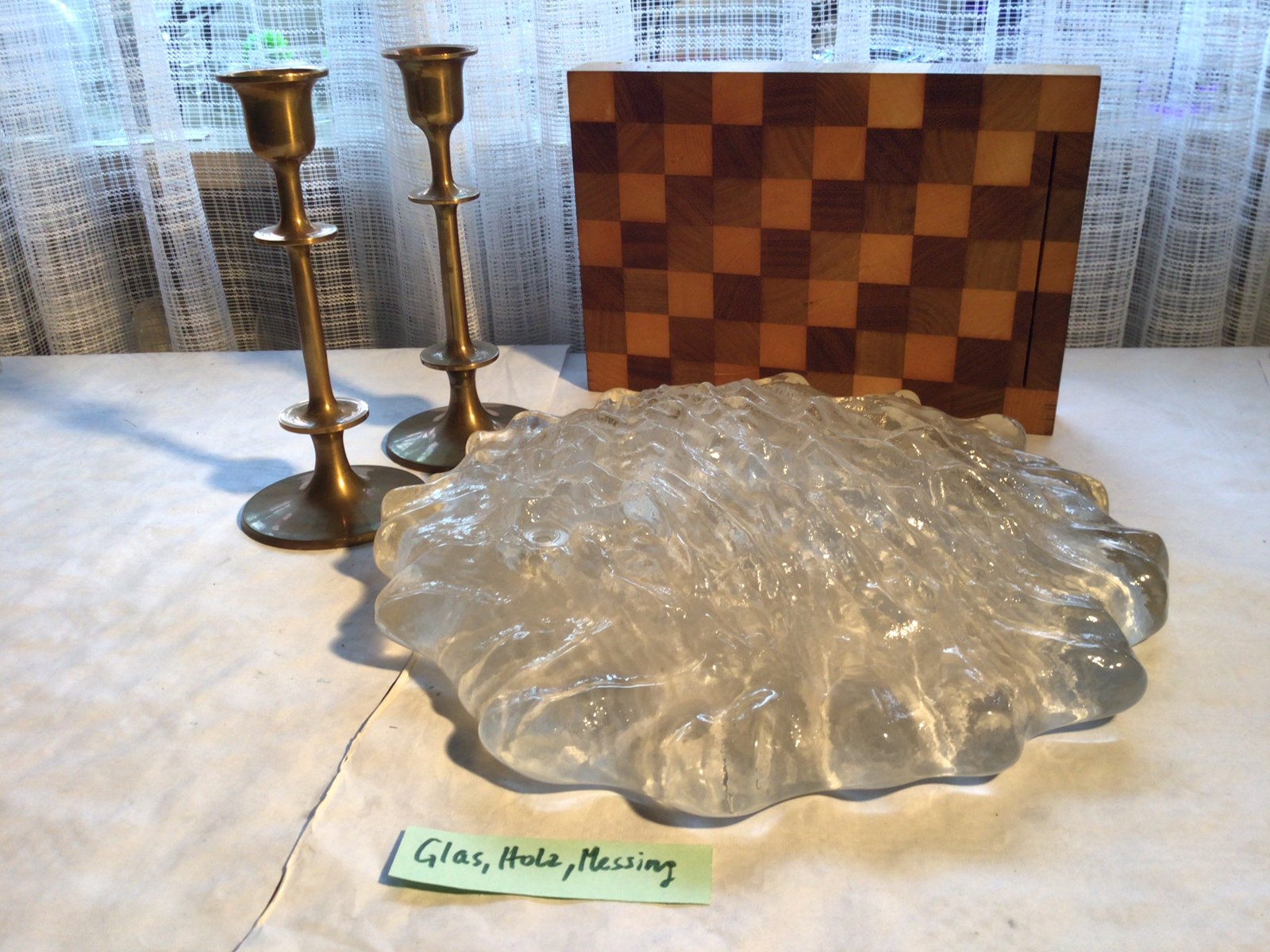 Glas, Holz, Messing
